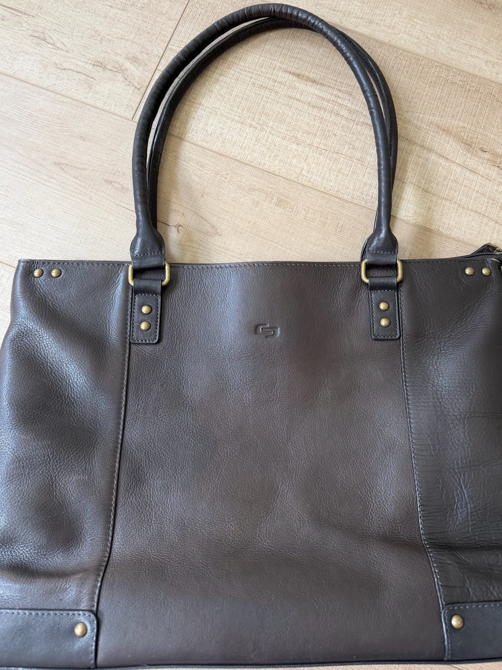 Solo Jay dark brown leather laptop Tote